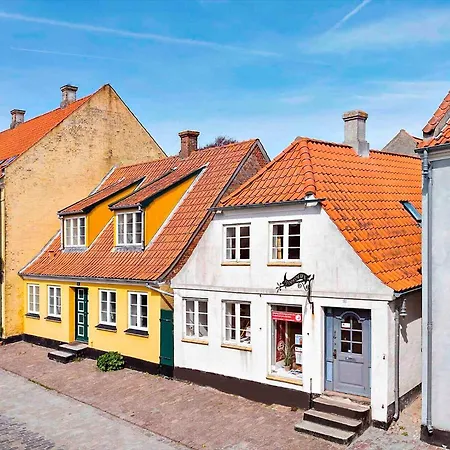 Sndergade 5, Rskbing Villa Ærøskøbing