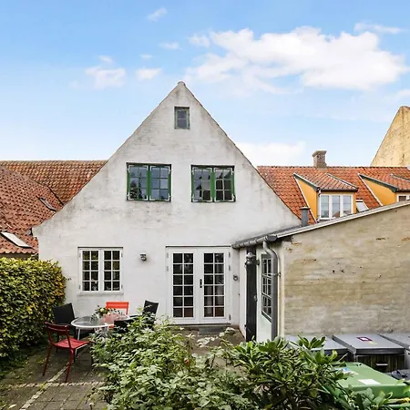 Sndergade 5, Rskbing Villa *
