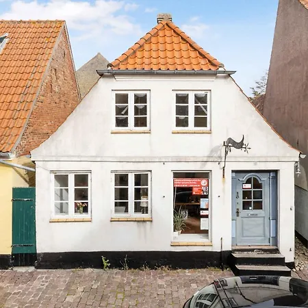 Sndergade 5, Rskbing Villa *